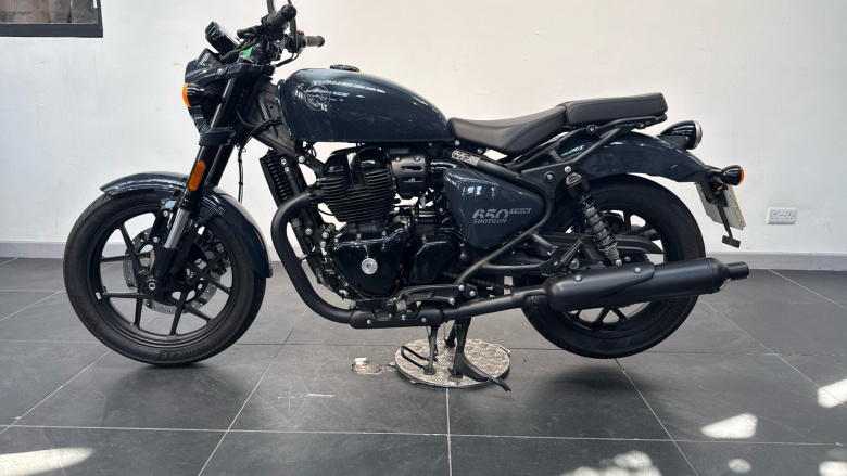Royal Enfield Shotgun 650 Base (24MY)